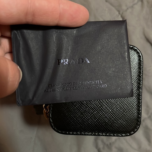 Prada - Picture 7 of 9